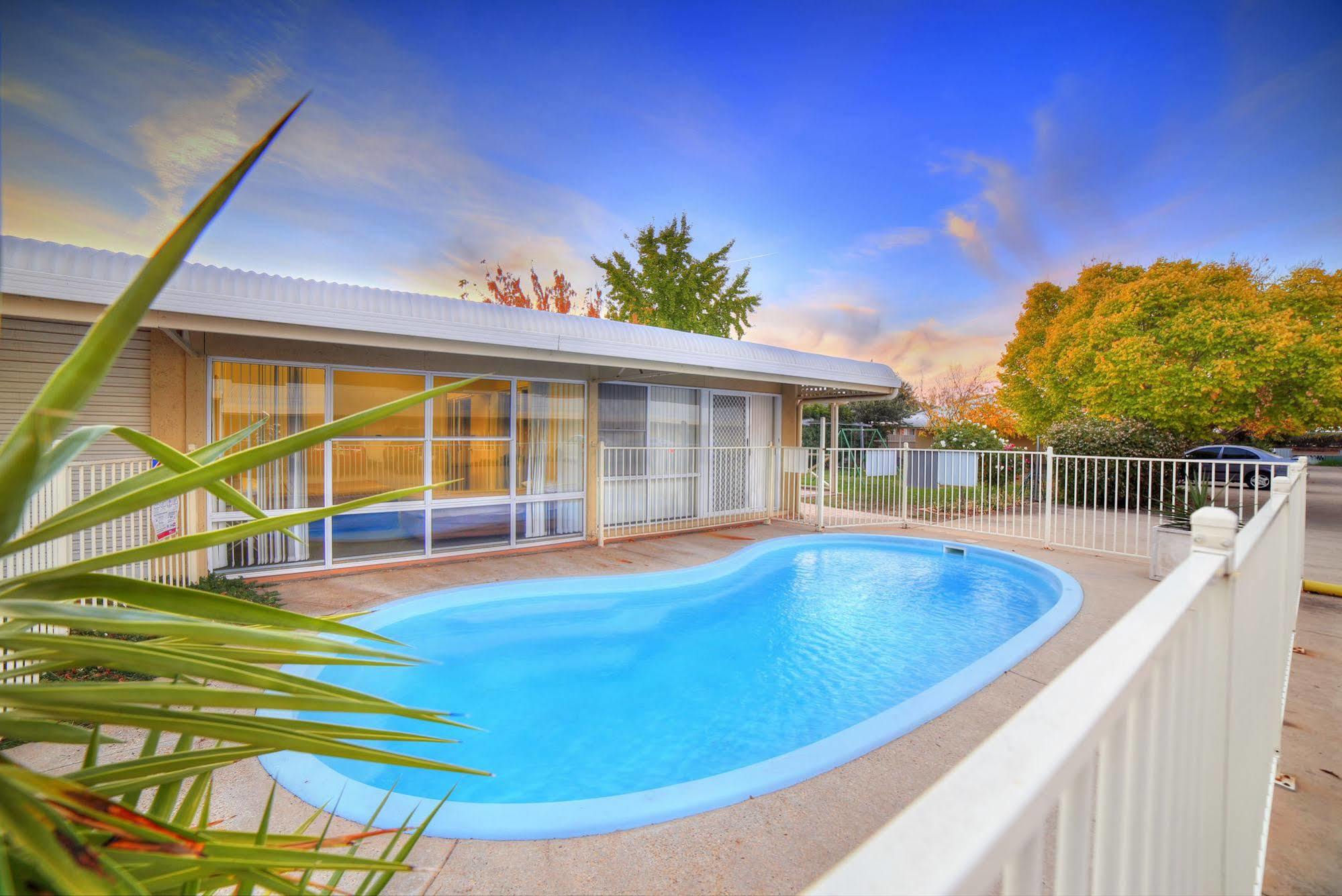 Boulevarde Motor Inn Wagga Wagga Eksteriør bilde